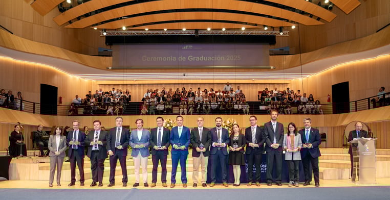 FEN-Graduacion-2025-mejores-profes